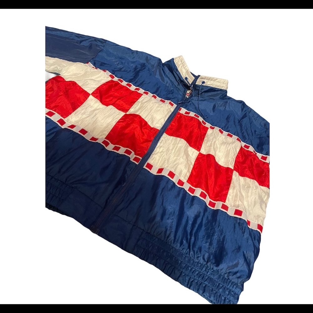 Basic Vintage Windbreaker